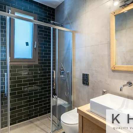 βιλα ελευθερία με ιδιωτικη πισινα 5 λεπτα απο το αργοστολι *